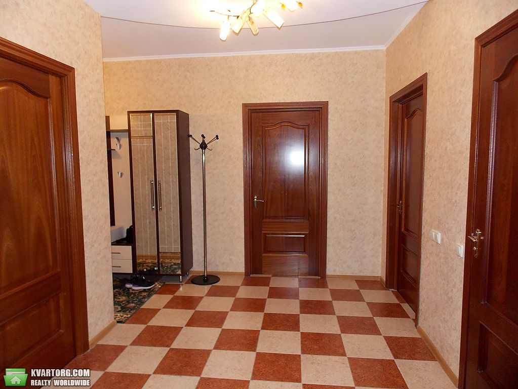 Rent out 3-room apartment. Киев, Генерала Алмазова — photo 9