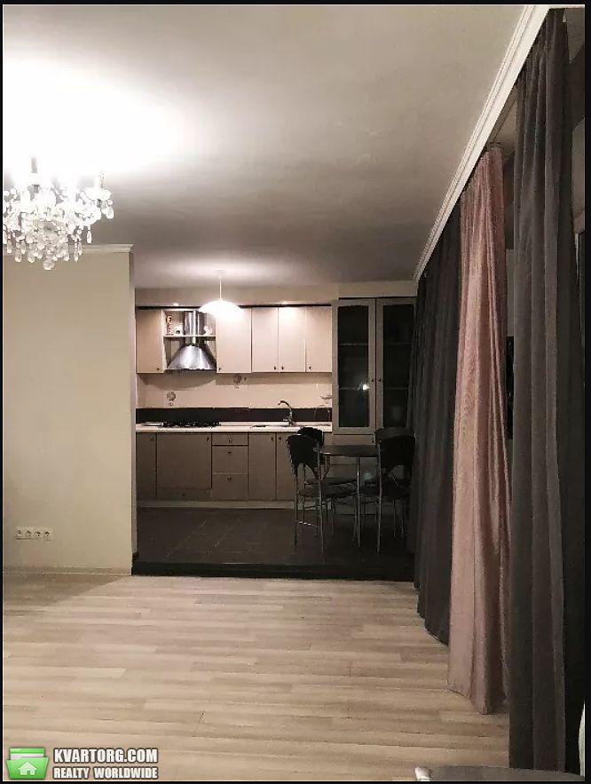 Rent out 3-room apartment. Киев, Левандовская — photo 3