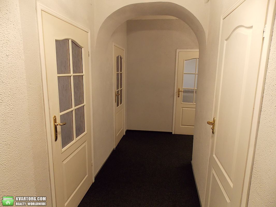 Rent out office. Киев,  Бассейная — photo 10