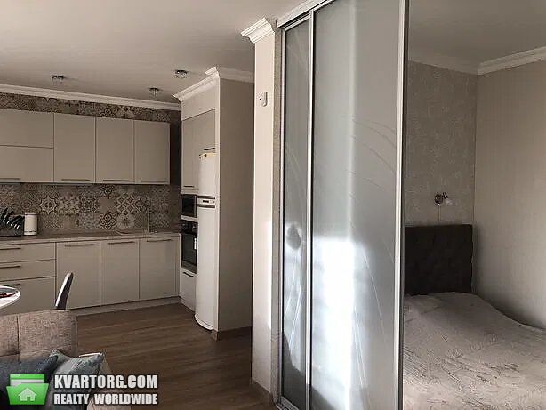 Rent out 2-room apartment. Киев, Демеевская — photo 2