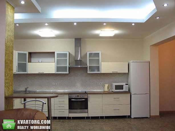 Rent out 3-room apartment. Киев,  Дмитриевская — photo 3