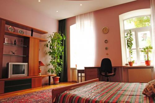 Rent out 3-room apartment. Одесса, Ланжероновская — photo 3