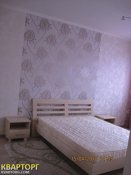 Rent out 2-room apartment. Киев,  Ахматовой — photo 2