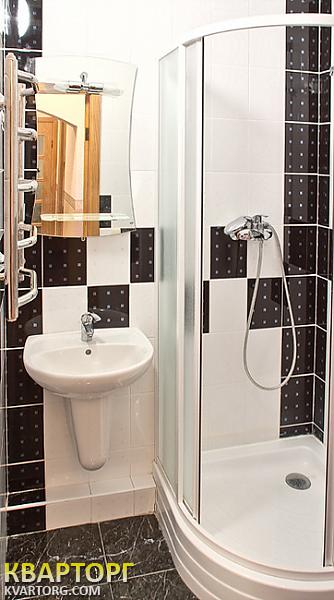 Rent out 2-room apartment. Киев, Суворова — photo 5