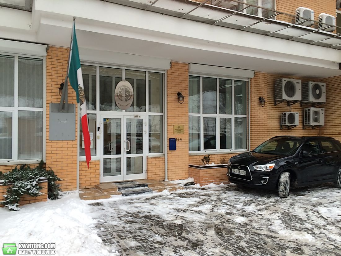 Rent out office. Киев, Барбюса — photo 1
