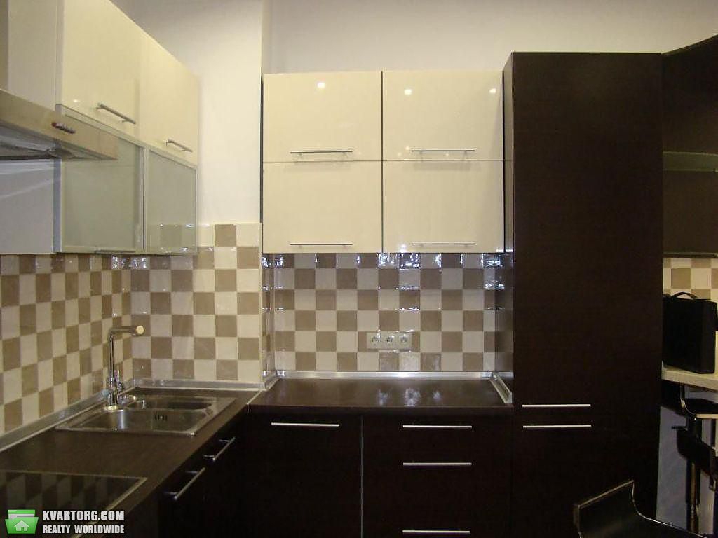 Rent out 2-room apartment. Киев,  Щорса — photo 7