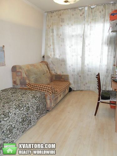 Sell 2-room apartment. Киев,  Героев Днепра — photo 1