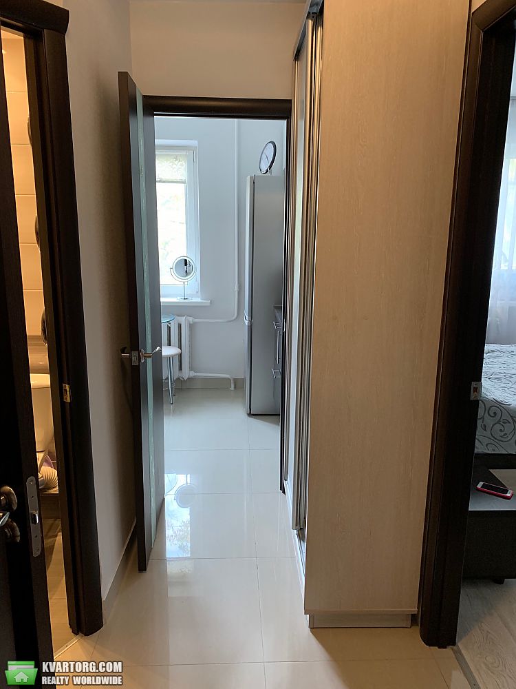 Sell 1-room apartment. Киев,  Пражская — photo 4