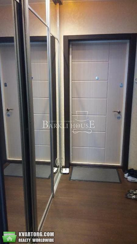 Rent out 1-room apartment. Киев,  Петрицкого — photo 9