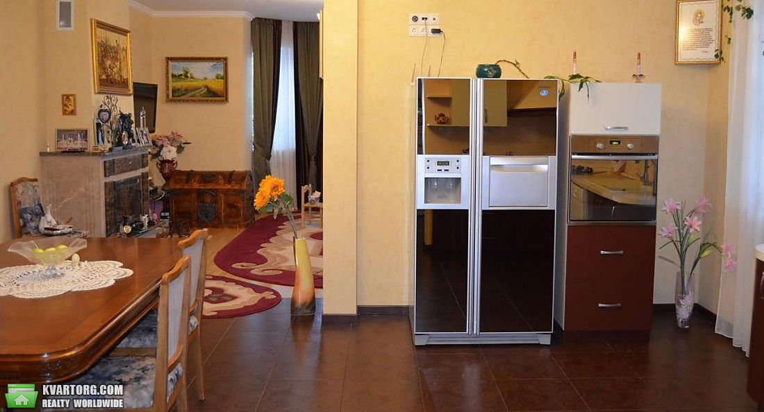 Rent out house. Киев,  Богатырская — photo 8