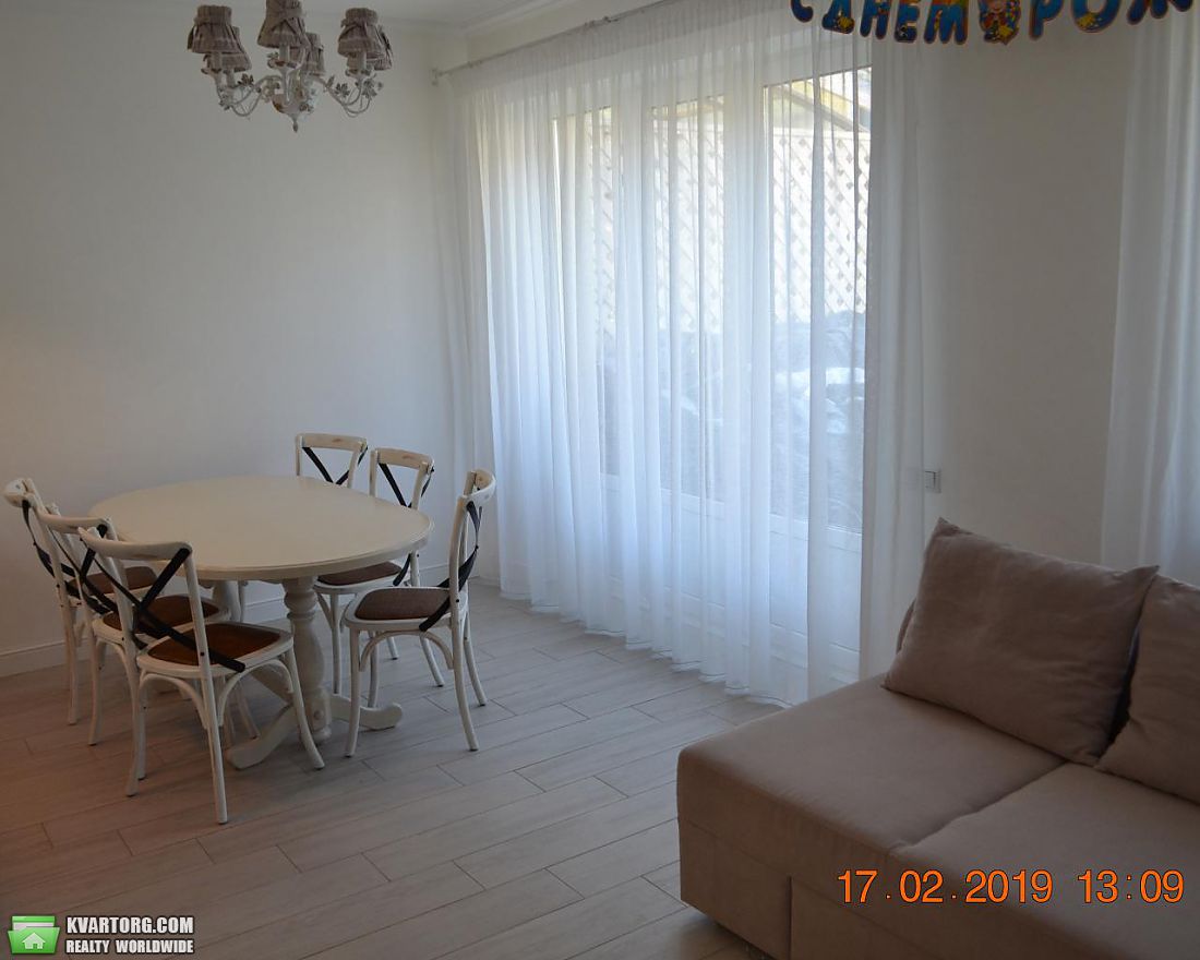 Rent out Townhouse. Киев,  Богатырская — photo 3