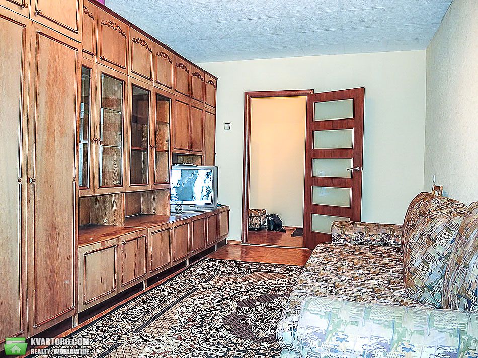 Rent out 2-room apartment. Киев, Бойченко — photo 1