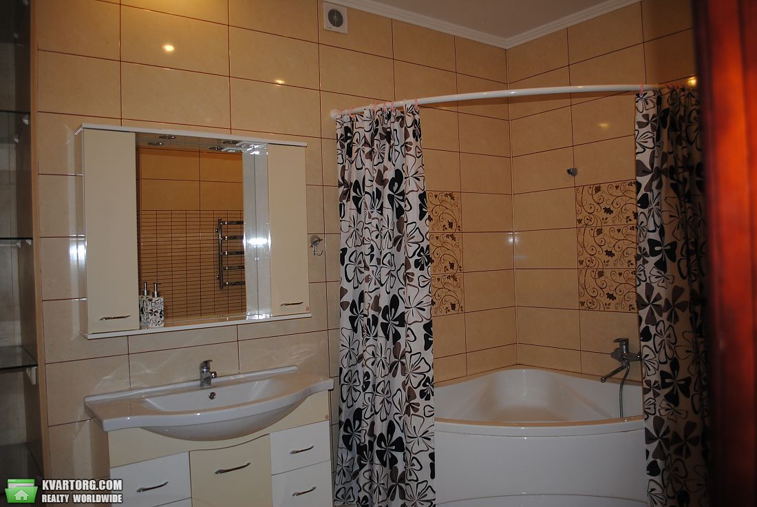 Rent out 2-room apartment. Киев,  Срибнокильская — photo 10