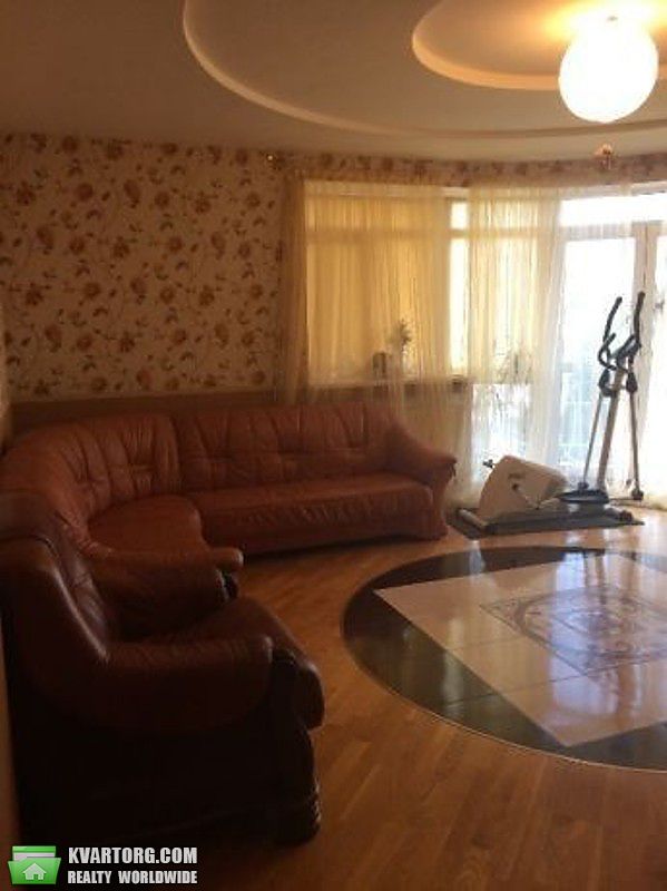 Sell 3-room apartment. Киев,  Лесной пр — photo 4