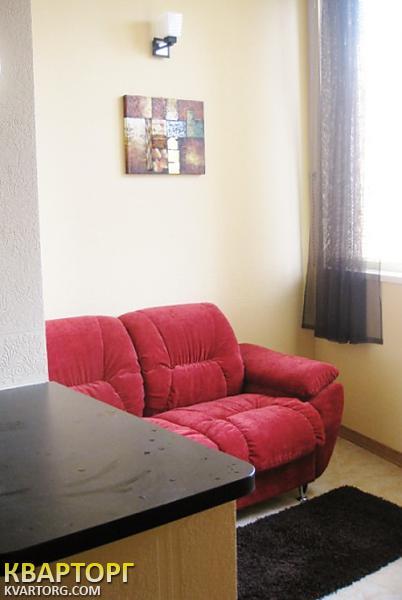 Rent out 1-room apartment. Киев,  Героев Сталинграда пр — photo 3