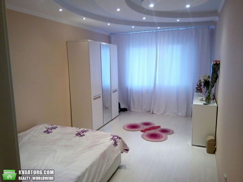 Sell 3-room apartment. Киев, Урловская — photo 1