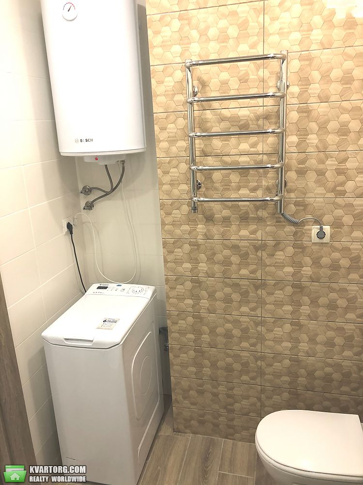Rent out 1-room apartment. Киев,  Правды пр — photo 7