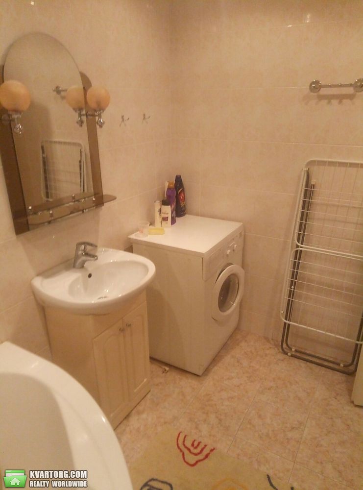 Rent out 1-room apartment. Киев,  Западынская — photo 2