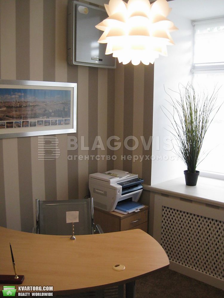 Sell 2-room apartment. Киев,  Щорса — photo 2
