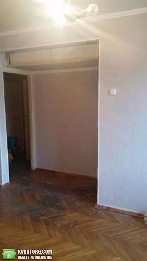 Sell 2-room apartment. Киев,  Метростроевская — photo 8