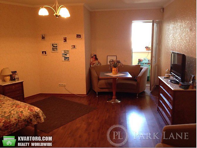 Sell 3-room apartment. Киев,  Срибнокильская — photo 5