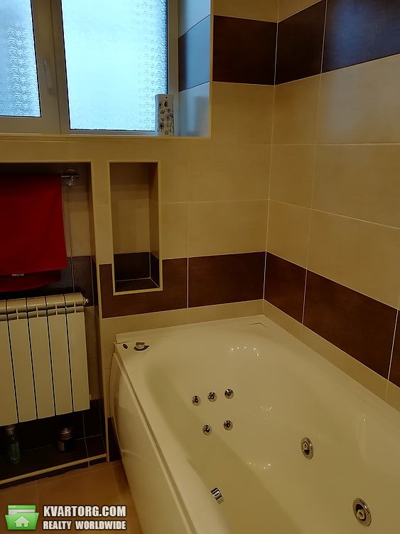 Rent out 2-room apartment. Киев,  Институтская — photo 7