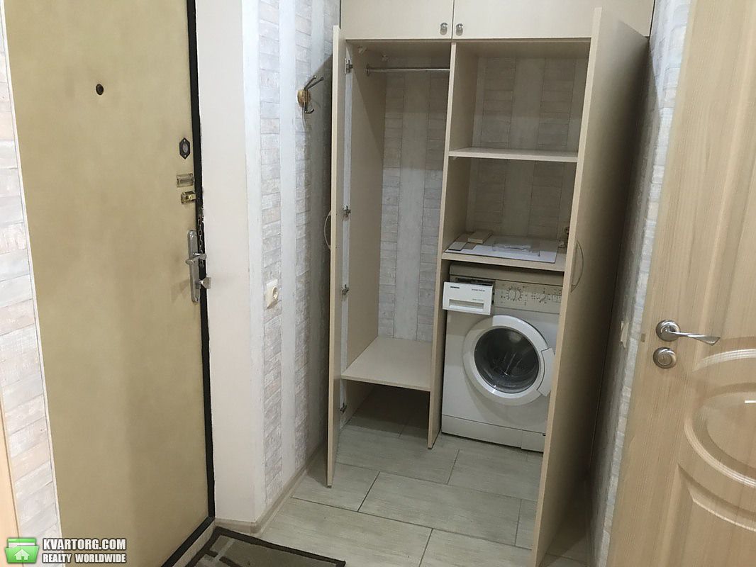 Sell 1-room apartment. Киев, Березняковская ул. — photo 8