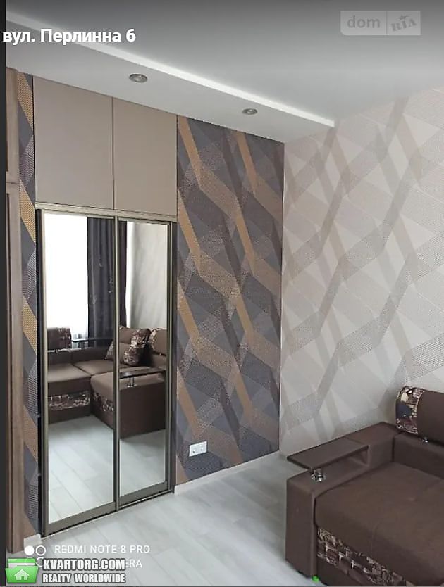 Rent out 3-room apartment. Одесса, Жемчужная — photo 1