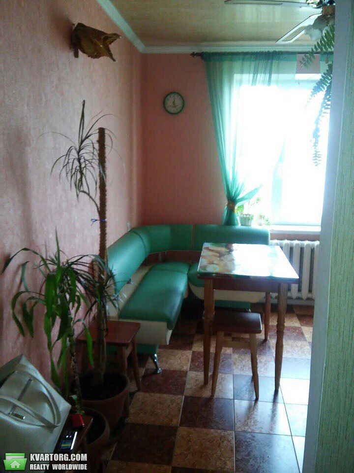 Sell 4-room apartment. Днепропетровск, Коммунаровская — photo 4