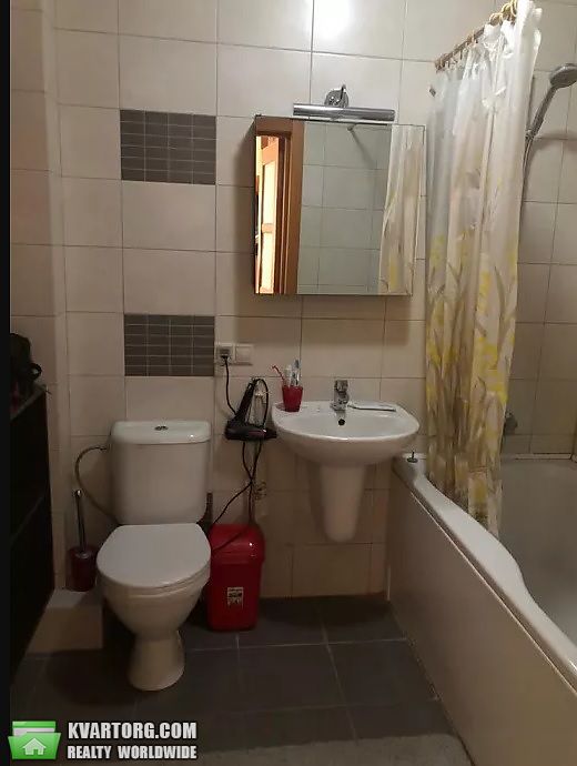 Rent out 2-room apartment. Киев, Дегтяревская — photo 4
