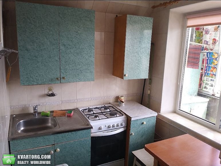 Rent out 1-room apartment. Киев,  Васильковская — photo 1