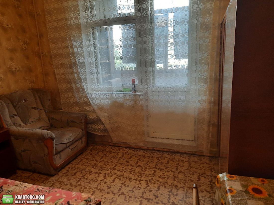 Rent out 2-room apartment. Киев,  Тростянецкая — photo 4