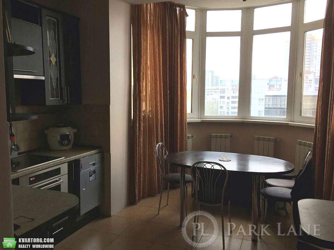 Sell 2-room apartment. Киев,  Черновола — photo 1