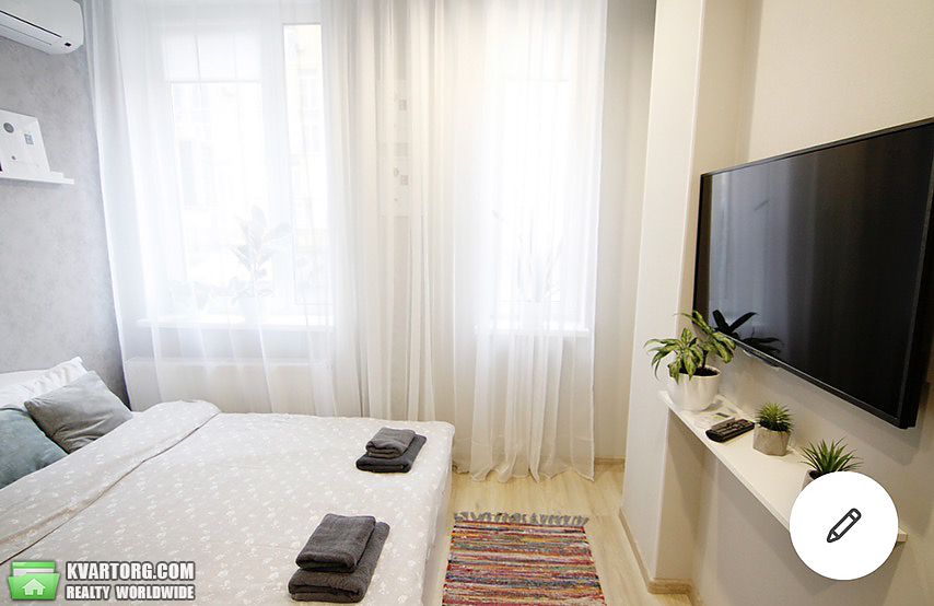Sell 4-room apartment. Киев, Регенераторная — photo 3