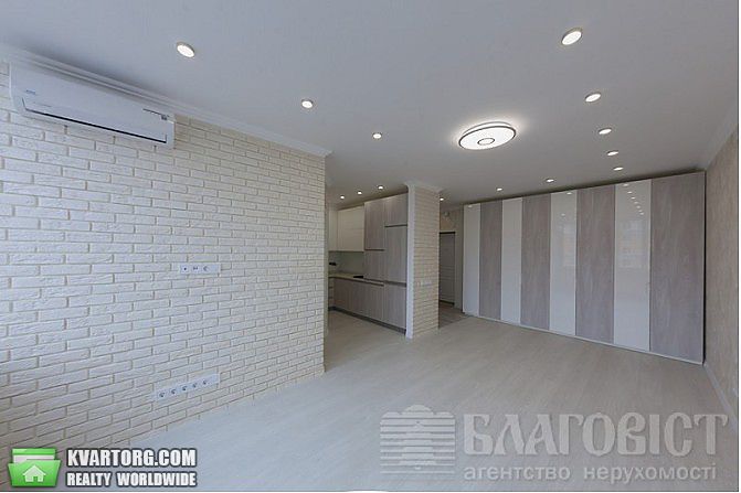 Sell 2-room apartment. Киев,  Ломоносова — photo 2