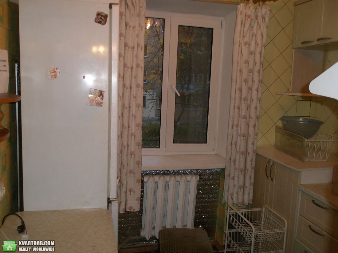 Sell 2-room apartment. Днепропетровск, Героев Сталинграда — photo 2