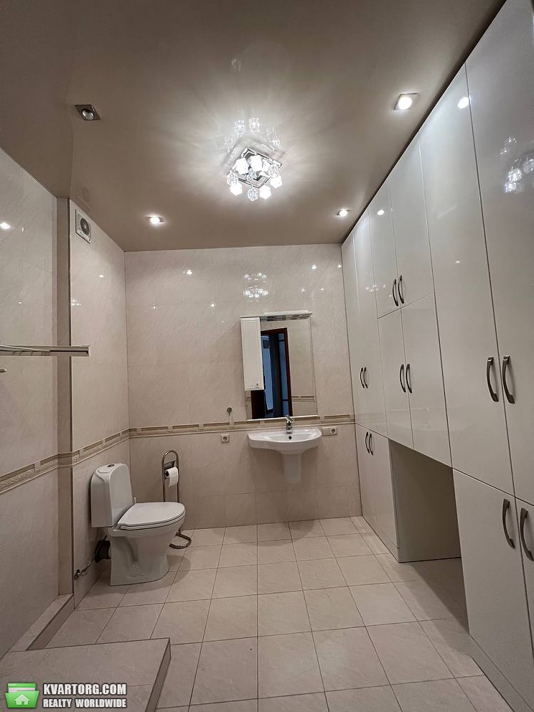 Rent out 4-room apartment. Днепропетровск, Павла Ниринберга — photo 7