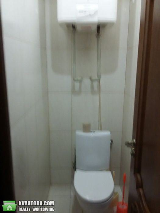 Rent out 2-room apartment. Днепропетровск, Семафорная — photo 1