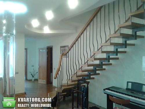 Sell 5-room apartment. Киев, Гончара — photo 1