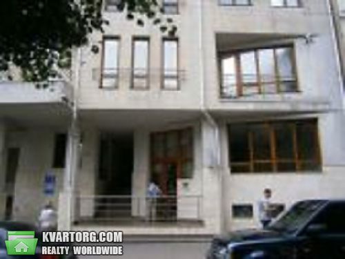 Sell shop. Киев, Иванова — photo 1