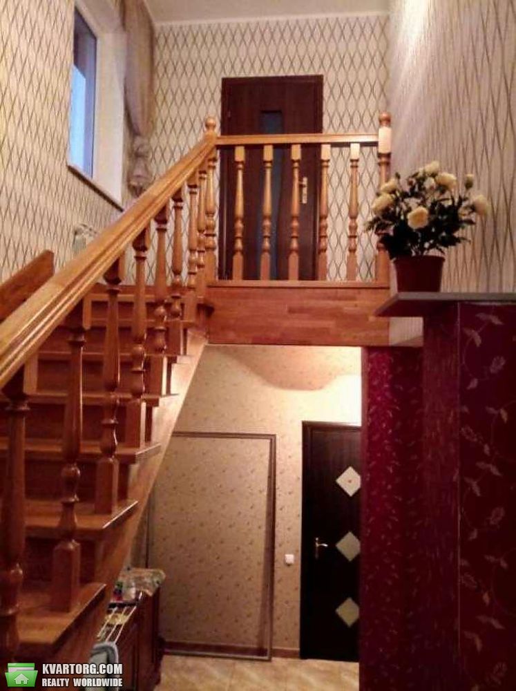 Rent out house. Киев,  Волховская — photo 7