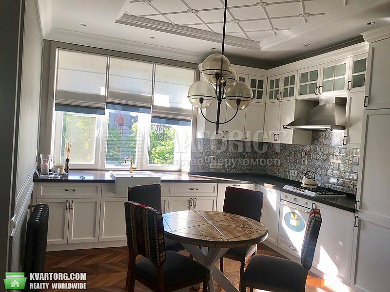 Rent out 2-room apartment. Киев,  Институтская — photo 3