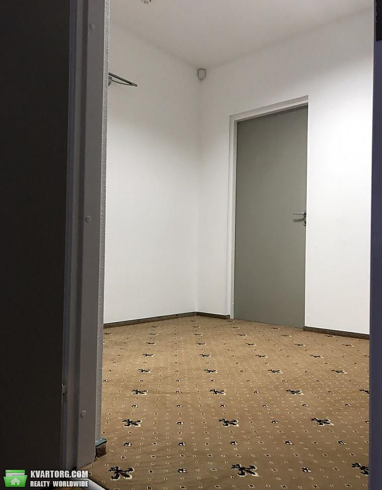 Rent out office. Киев, Леси Украинки бульвар — photo 6