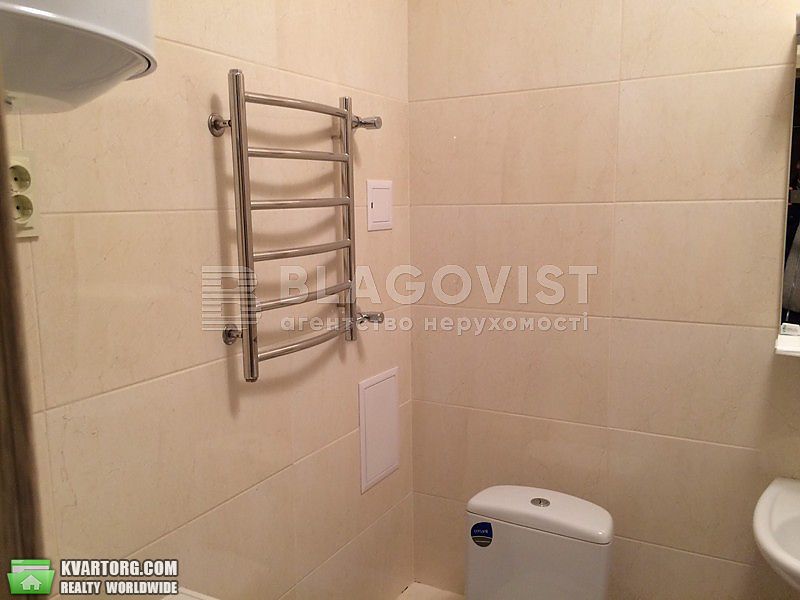 Rent out 1-room apartment. Киев,  Героев Сталинграда пр — photo 5