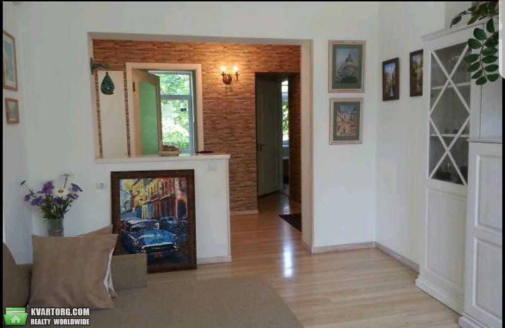 Rent out 3-room apartment. Киев,  Костельная — photo 7