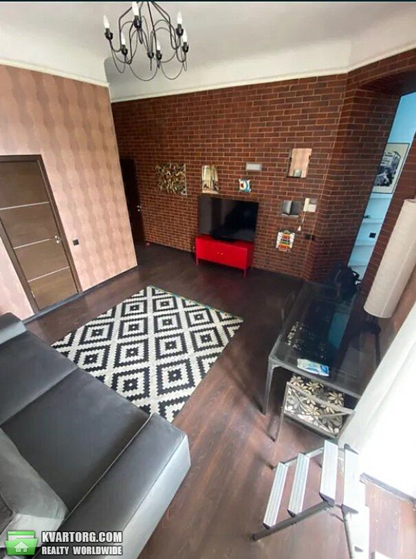 Rent out 2-room apartment. Киев,  Большая Васильковская — photo 1