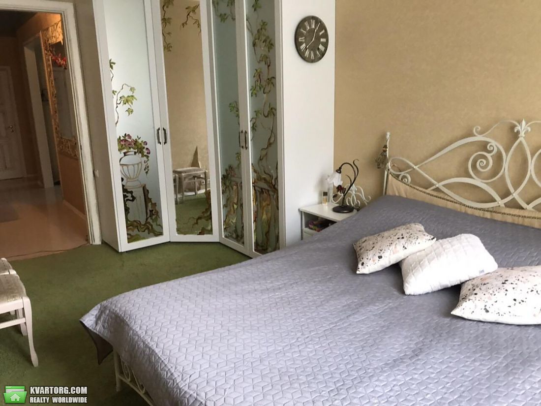 Rent out 3-room apartment. Киев,  Мазепы — photo 6