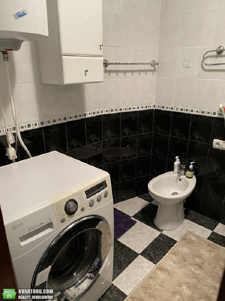 Sell 3-room apartment. Киев,  Радунская — photo 9