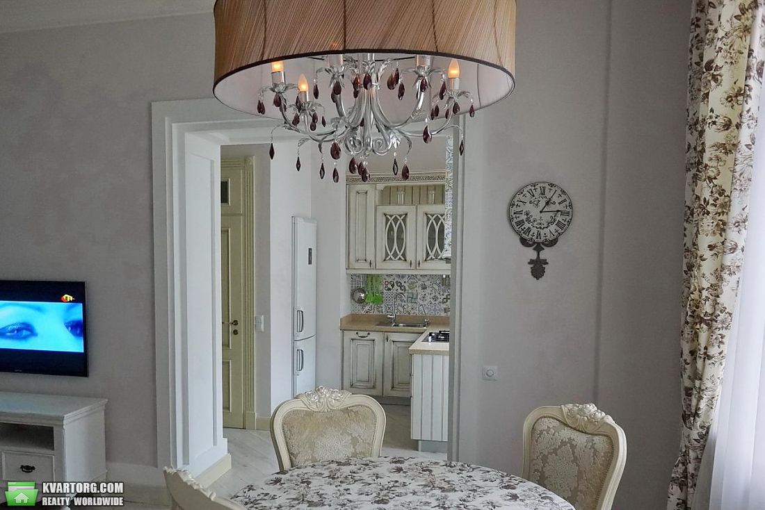 Rent out 3-room apartment. Киев,  Крещатик — photo 5