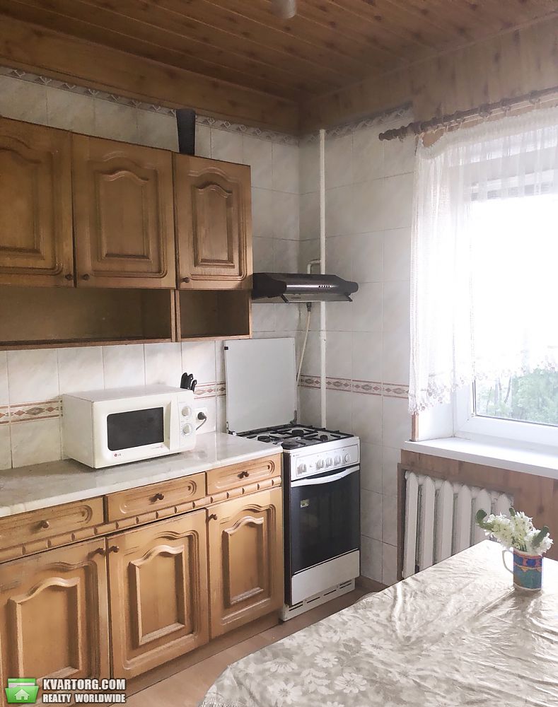 Sell 2-room apartment. Киев,  Бажова — photo 3